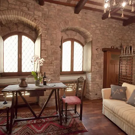 Loggia Dei Maestri Comacini Appartement